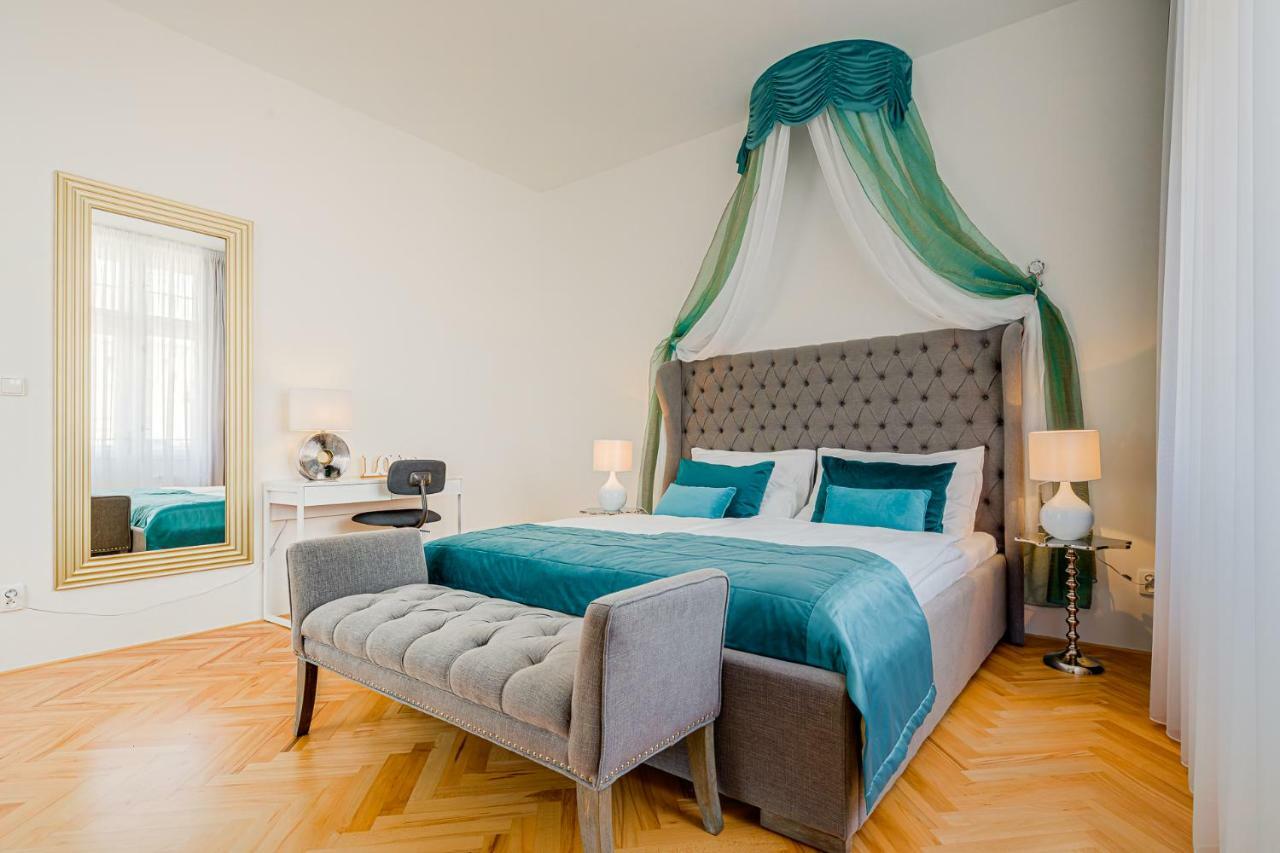 Gold Art Apartamento *